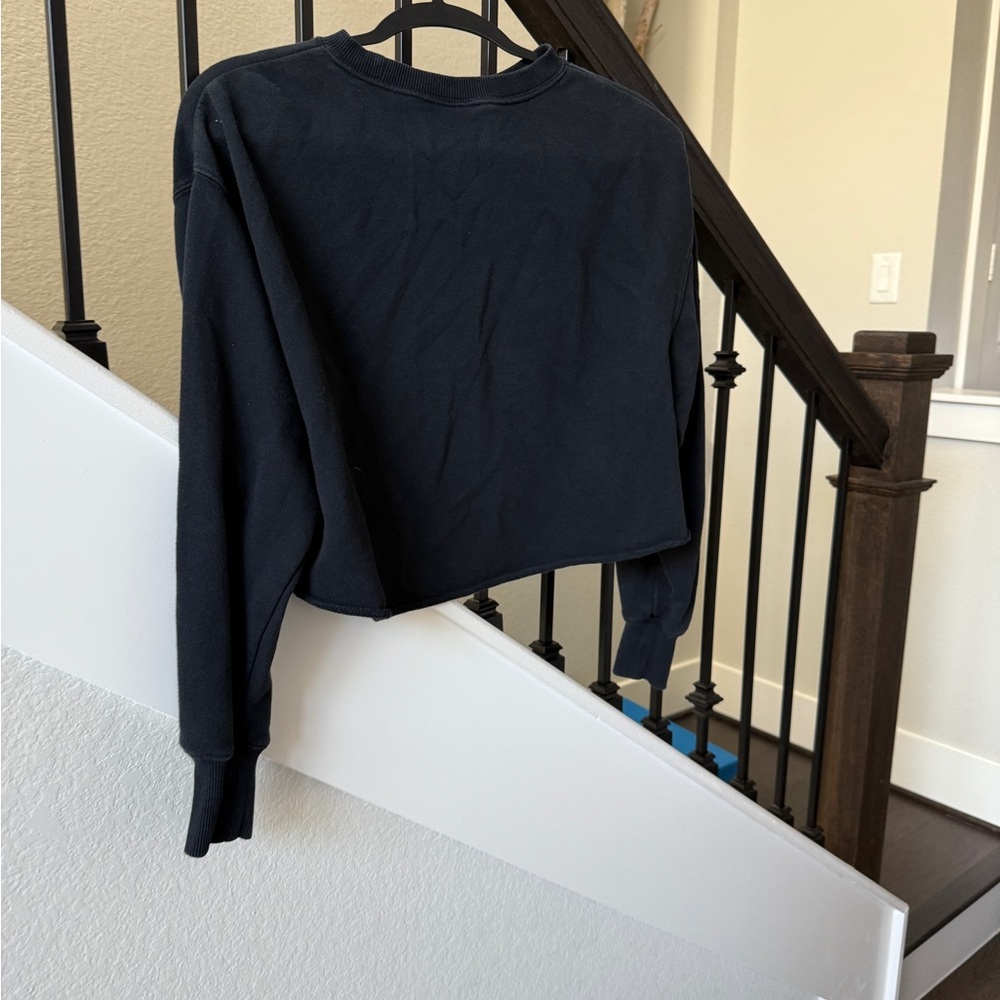 Nike Black Cropped Sweatshirt